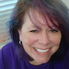 Penelope Howe's Instagram, Twitter & Facebook