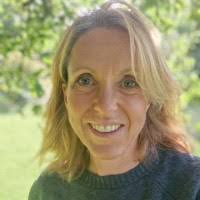 100+ "Laura Rich" profiles