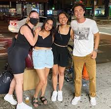 Check spelling or type a new query. Darren Barnet Updates On Twitter Darren With Some Fans Recently Credits To Rheadvani On Instagram Darrenbarnet Neverhaveievernetflix Paxton Neverhaveiever Https T Co Yo2kyuasiu