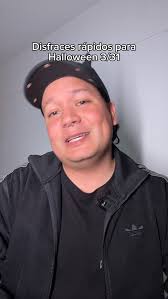 Los Looks de la Alfombra Roja en la Cena de Oro