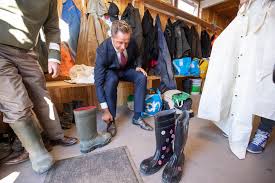 Als je een beperking hebt, mag dat geen reden zijn om langs de kant te staan. Bezoek Minister Hugo De Jonge Aan Hof Van Leijh
