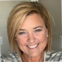 Diane Usher's Instagram, Twitter & Facebook