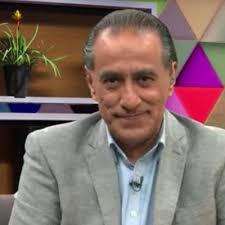 No se pierdan a las 10 de la noche "Un mundo raro", ópera prima del querido  cineasta Armando Casas, director de @Canal22 y exdirector de @tvunam ¡Gran  película!