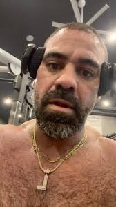 No love for the weak. Only the strong survive these streets. I put myself  out of reach, got tired of peeling off the leeches ✊🏽 #lovestory  #theworldisyours #imhim #everydayisdayone #duespaid #selfmade ...