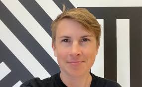 Womack's salty frog lab seeks to understand rising salinity and amphibian  wellbeing