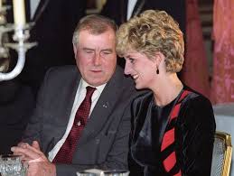 Princess Diana Talks With Sir Ewen Ferguson The British Ambassador During A Dinner Hosted By The French Health Minister At Diana Lady Diana Princess Of Wales