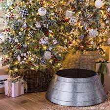Trend Alert Tree Collars Are The Perfect Way To Add Emphasis To Your Christmas Tree Hobby Lobby Christmas Trees Tree Collar Christmas Tree Collar