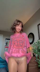 @babygirlnoells video Tweet