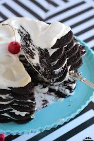 It received so many great reviews and i bake all the time. No Bake Oreo Cake Cleobuttera
