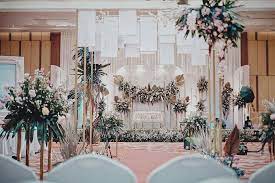 Ide Dekorasi Rustic Di Dalam Ruangan Dekorasi Panggung Pernikahan Latar Belakang Pernikahan Dekorasi Pernikahan