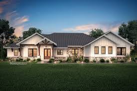 Interested in building a one storey house in sydney? Single Story House Plans With Farmhouse Flair Blog Builderhouseplans Com