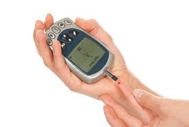 Diabetes (diabetes melitus) adalah penyakit jangka panjang atau kronis yang ditandai dengan kadar gula darah (glukosa) yang jauh di atas normal. Cegah Hipoglikemia Pada Diabetes Mellitus Tipe 2 Alomedika
