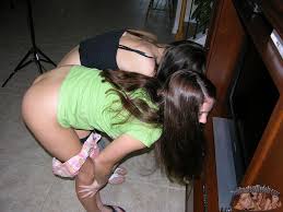 Two 18 Year Old Amateur Girls Spreading Apart Nude Together 115252