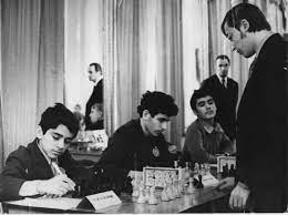 Garry was a refugee from baku, and until now he is under the. Douglas Griffin Auf Twitter Anatoly Karpov Faces 12 Year Old Garry Kasparov In A Clock Simultaneous Display Leningrad 1975 Via Https T Co Ckrjrmrus9 Chess Https T Co Vimgdso44h