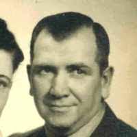 Oscar Stuckey's Instagram, Twitter & Facebook