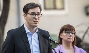 Karácsony gergely bemutatta városfejlesztési terveit. Meg A Tagadast Is Letagadja Karacsony Gergely Mikozben Lassan Raomlik A Jarvanyhelyzet Pestisracok