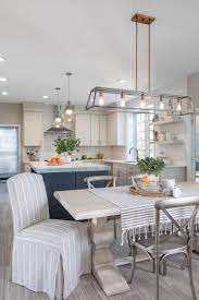 20 Modern Farmhouse Dining Rooms That Will Transport You To The Countryside Modern Farmhouse Dining Room Farmhouse Dining Room Modern Farmhouse Dining