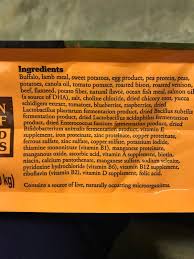 Les aliments premium taste of the wild (marque parfois abrégée totw) ont pour objectif de se rapprocher le plus possible de la nourriture que les chiens et les chats pourraient trouver à l'état sauvage. High Prairie Puppy Recipe With Roasted Bison Roasted Venison Taste Of The Wild