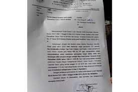 Pada surat bernomor 7 tahun 2020 itu, anies menyerukan perangkat desa mulai tingkat lurah, rw, rt, pkk, berperan aktif mendata warganya berpotensi tinggi terpapar virus corona. Heboh Surat Edaran Lurah Minta Rt Kumpulkan Zakat Minimal Rp 1 Juta Halaman All Kompas Com