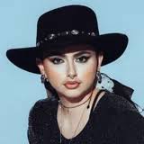 Photo by Rianna Whitelaw, Reagan Jade, Daisy Ouellette, Jillian Grace,  Avery Liu, Pascale Holme-Harvey