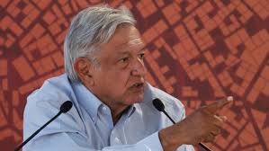 Mexico slowdown threatens López Obrador's honeymoon