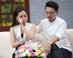 Chứng kiến sự việc xảy ra, ông xã lâm vỹ dạ đã nhanh chóng chụp lại màn hình và chia sẻ trên trang cá nhân của mình. Há»©a Minh Ä'áº¡t Len Tiáº¿ng Vá» Viá»‡c Lam Vá»¹ Dáº¡ Bá»‹ Antifan Cong Kich