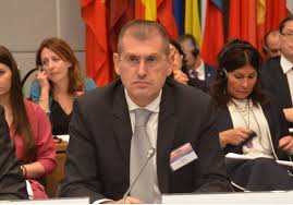 Rebić je naglasio da će mup, kao i do sada, sistem video nadzora koristiti isključivo u skladu sa rebić i marinović su se saglasili da bi navedena metoda obrade podataka, koja je uspostavljena i u. Sta Bi P Rebic Iz Jula Rekao Vladimiru R Iz Februara Istinomer