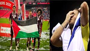 Leicester city duo hamza choudhury and wesley fofana held up a palestinian flag in a demonstration of solidarity with the palestinian people caught in the middle of the ongoing conflict with israel as the foxes celebrated their fa cup final win World S Top Footballers React To Palestine Israel Conflict