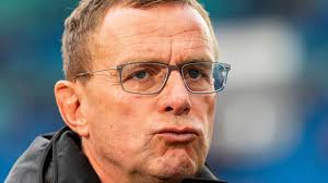 Schalke came very close twice in the first half, they were a shade unlucky there. Fc Schalke 04 Ralf Rangnick Von Aufsichtsrat Kontaktiert