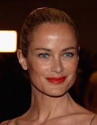 My mom and i would do masks, and we would do our nails. Carolyn Murphy Classic Bun Carolyn Murphy Hair Looks Stylebistro