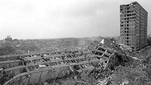 Recent examples on the web the nevada temblor comes six months after a magnitude 6.5 earthquake struck a remote area of the state. 1985 El Temblor En Un Tunel Del Metro