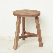 This foldable shower stool features a lightweight aluminum frame that's also corrosion proof. Talin Round Teak Stool L Pre Order