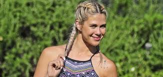 Join to listen to great radio shows, dj mix sets and podcasts. Laura Prieto Se Lleno De Piropos Con Fotito Posando En Bikini