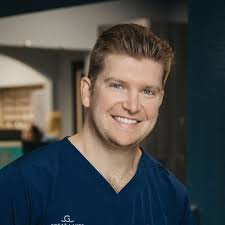 Meet Our Dental Team