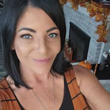 does anyone's head feel sore to touch and really tender sometimes 😕 🤔