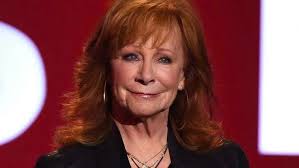 Sally Taylor Surprises Mom Carly Simon with the Sweetest Gift 💝