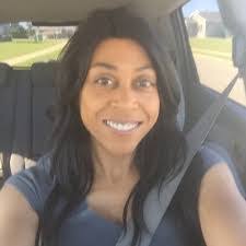 Kim Jeter's Instagram, Twitter & Facebook