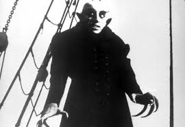 Vampire count orlok expresses interest in a new residence and real estate agent hutter's wife. Nosferatu Symphonie Des Grauens Trailer Kritik Bilder Und Infos Zum Film