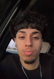 Edgar Beard's Instagram, Twitter & Facebook