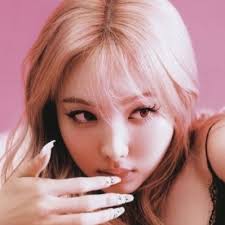 Jean Ivy (@justsameIvy)