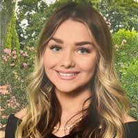 Savannah Mcgrath's Instagram, Twitter & Facebook