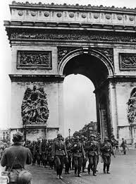 Al amanecer del 1 de septiembre de 1939, la luftwaffe (fuerza aérea) alemana bombardeó la ciudad de cuando este ultimátum fue ignorado, gran bretaña y francia le declararon la guerra a alemania el 3 de septiembre, comenzando así un conflicto de 6. Cuando Los Franceses Lucharon Por Y Contra La Urss En La Segunda Guerra Mundial Russia Beyond Es