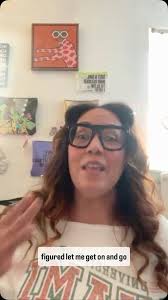 Community Member Shout-out : Suki (Etsuko) Tsujimoto is a New York-based  make-up artist with a background in fashion styling. Drawing significant  influence from her dual upbringing in New York and Japan, Suki