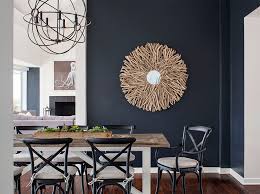 Find furniture & decor you love at hayneedle, where you can buy online while you explore our room designs and curated looks for tips, ideas & inspiration to help you along the way. Nautical Decor Guide A Crash Course In Costal Design Curbly