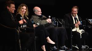 Tony montana nelle sue scene più significative. Scarface Il Cast Si Riunisce Al Tribeca Per Il 35 Anniversario