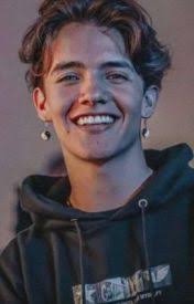 Você me faz tão bem.... Imagine Noah Urrea ( )