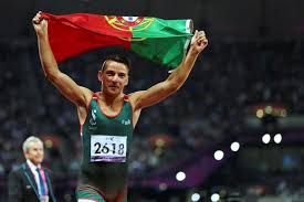 O comité paralímpico de portugal adquiriu cinco cadeiras de rodas desportivas e uma hancycle com o apoio dos jogos santa casa #paralimpicospt #jogossantacasa #odesportotemtodoonossoapoio. Lenine Cunha O Atleta Paralimpico Portugues Mais Medalhado Do Mundo E Novamente Campeao Mundial U Fit