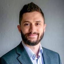 Big 12 commissioner Bob Bowlsby tells @AspenInstSports he believes schools  breaking away from Division I or the NCAA is unlikely. “If 30 schools broke  off, you'd take half of them that are