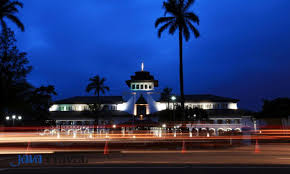 Wisata kota bandung ini merupakan memorabilia konferensi asia afrika yang diselenggarakan di bandung pada tanggal 18 sampai dengan 24 april 1955. 55 Tempat Wisata Di Bandung Terbaru Terhits Dikunjungi Java Travel