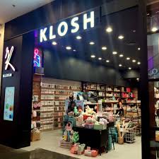 Premium suar wood, south american walnut, north american black walnut, teak root, and all other types of exotic woods may be found easily at masons home decor. Klosh Home Decor Shop In Singapore Shopsinsg